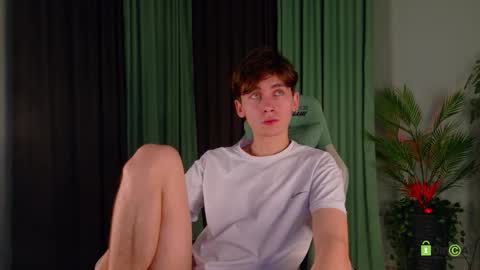 Mark online show from March 10, 3:29 pm