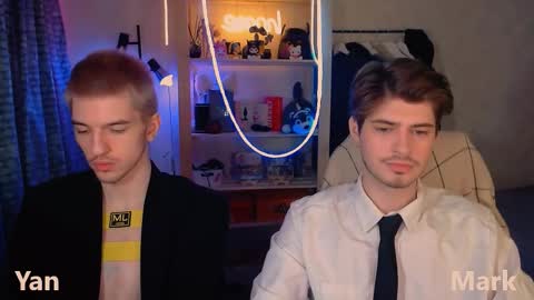 Mark online show from December 19, 4:42 am