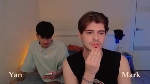 Snapshot of mark_sun chatting on September 11, 7:46 pm Mark online show from September 11, 7:46 pm