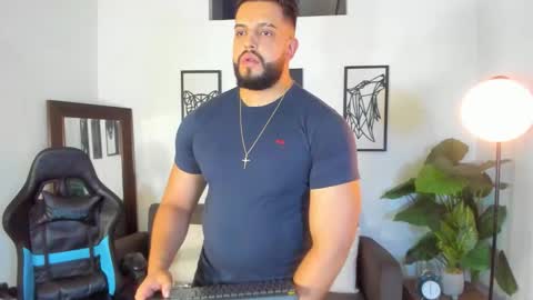 mark_x23 online show from February 7, 2:19 am