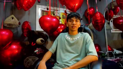 markbowie online show from February 14, 1:50 pm