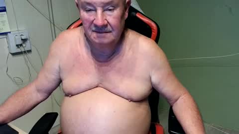 new hot sexy pics and videos of me and my partner on  online show from February 3, 7:10 pm