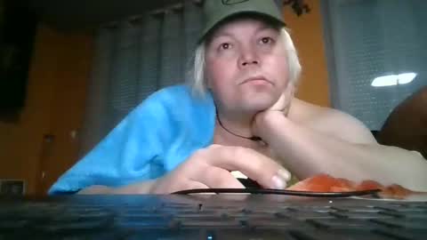 mars0481 online show from December 8, 6:54 am