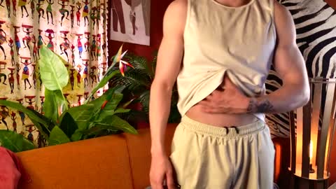 Mars online show from March 27, 2:49 am