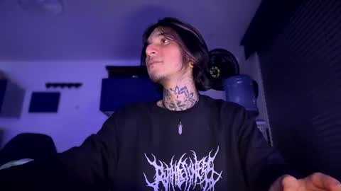   online show from January 9, 7:52 am