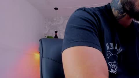 Martin Foster online show from April 20, 11:51 pm