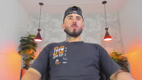 Martin Foster online show from April 14, 9:03 pm