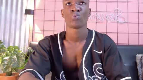 Martin online show from February 10, 1:21 am