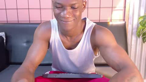 Martin online show from April 21, 1:30 am