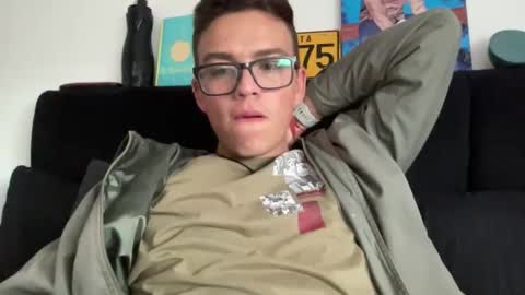 Martin Diaz  online show from May 18, 10:14 pm