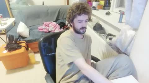 mash_potatoes_are_good online show from May 11, 12:23 am