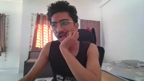 maskboyz2003 online show from February 5, 3:55 am