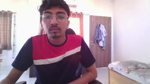 maskboyz2003 online show from March 10, 1:45 am