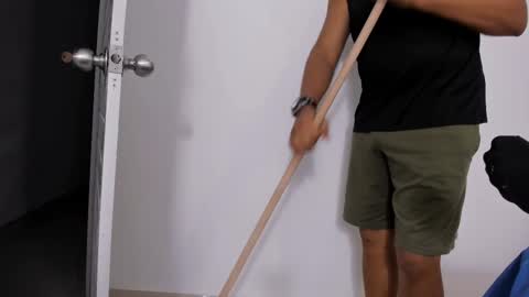 Lucas online show from February 25, 3:09 am