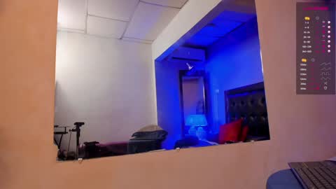 Lucas online show from December 29, 2:31 pm