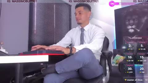 Snapshot of massimo_g chatting on January 30, 2:47 pm I am Massimo online show from January 30, 2:47 pm