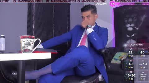 Snapshot of massimo_g chatting on March 7, 2:23 pm I am Massimo online show from March 7, 2:23 pm