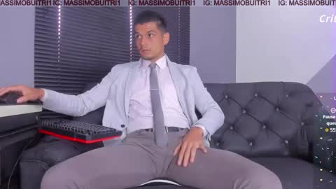 I am Massimo online show from March 9, 1:05 pm