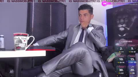Snapshot of massimo_g chatting on March 10, 1:43 pm I am Massimo online show from March 10, 1:43 pm