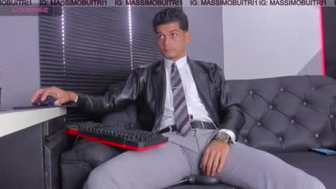 I am Massimo online show from June 23, 2:54 pm