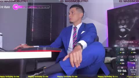 Snapshot of massimo_g chatting on December 8, 2:19 pm I am Massimo online show from December 8, 2:19 pm
