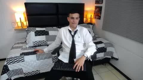  Massimo Greco online show from December 16, 8:27 pm