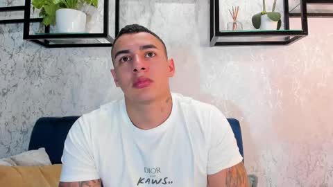 Snapshot of massimocontie_ chatting on March 3, 3:03 pm Massimo Contie online show from March 3, 3:03 pm