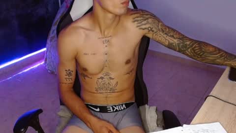 master_black777 online show from November 19, 3:45 pm