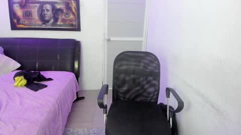 master_boy28 online show from December 15, 4:40 am