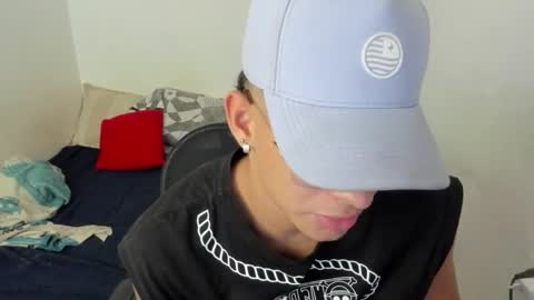 master_boy28 online show from September 22, 4:34 am