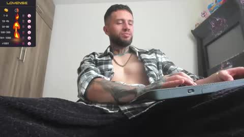 steven  online show from February 2, 5:54 pm