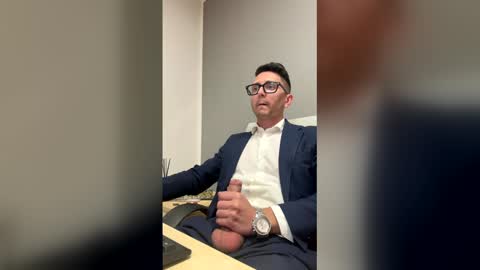 Master Boss online show from May 16, 12:36 pm