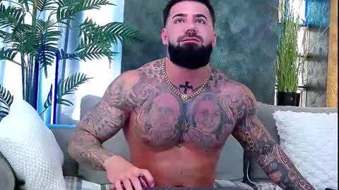 masterkingofmuscle online show from October 21, 11:02 am