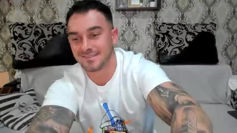 Jon online show from November 14, 8:43 pm