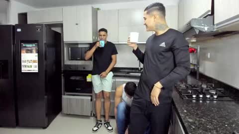 Team Cris Darwin- Fernando- Stiven- David online show from September 19, 11:21 am