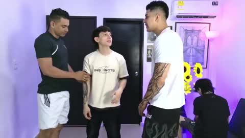 Team Cris Darwin- Fernando- Stiven- David online show from April 14, 11:43 am