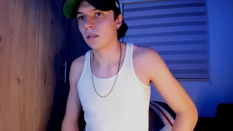 mastrangelo_x online show from July 5, 4:19 am