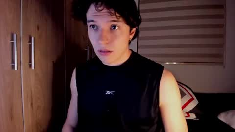 mastrangelo_x online show from July 6, 4:53 am