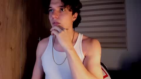 mastrangelo_x online show from July 5, 4:05 am