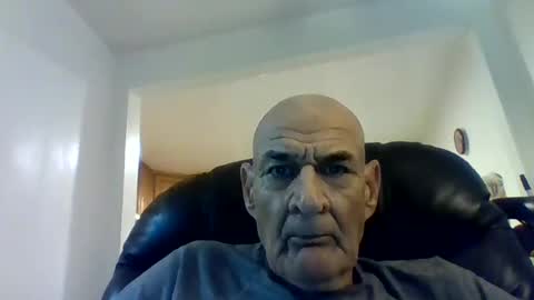 Masturbater1 online show from December 18, 4:30 am