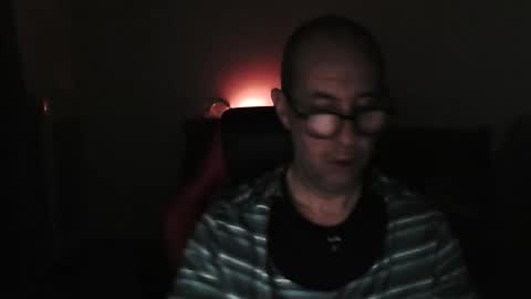 mat11efou online show from January 18, 1:40 am