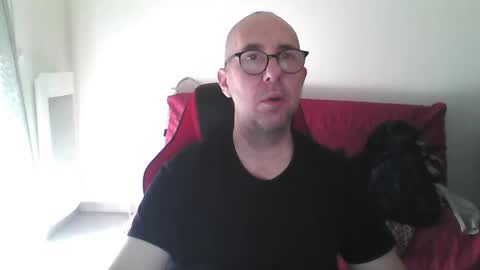 mat11efou online show from January 11, 1:59 pm