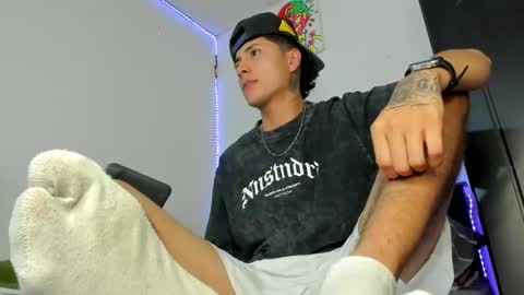 mateo_escobar online show from November 24, 4:02 am