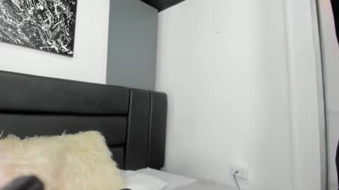 mathewboy2 online show from February 7, 11:39 am