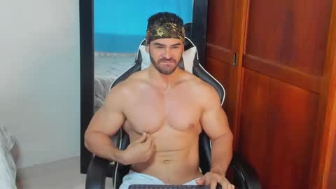 mathews_smith online show from November 23, 12:16 pm