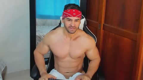 mathews_smith online show from November 10, 11:48 am