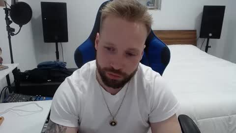 Math online show from February 8, 4:51 am