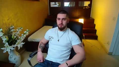 Snapshot of matiasdean chatting on March 5, 5:29 am MatiasDean online show from March 5, 5:29 am