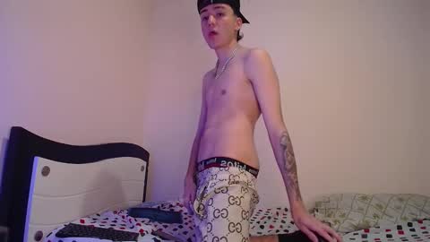 matt_georgus online show from February 10, 4:30 am
