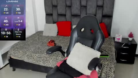 matt rodriguez92 online show from January 10, 6:49 pm